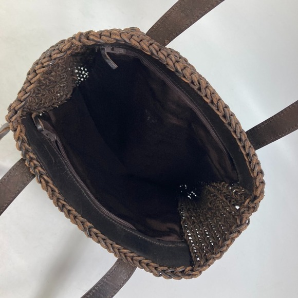 CHANEL Vintage Brown Leather Shoulder Bag - Picture 12 of 12